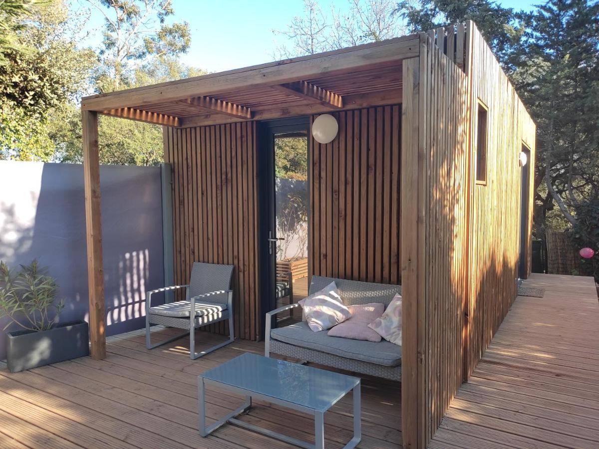 Joli Studio Indépendant En Bois Avec Jacuzzi Prive Fréjus Extérieur photo